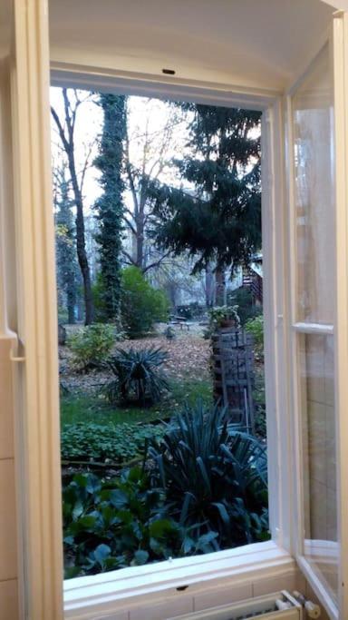 Botanical Garden Budget Lägenhet